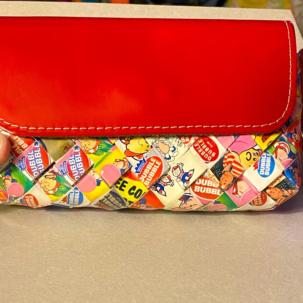 NAHUI OLLIN Red Patent Leather woven crossbody clutch / crossbody strap